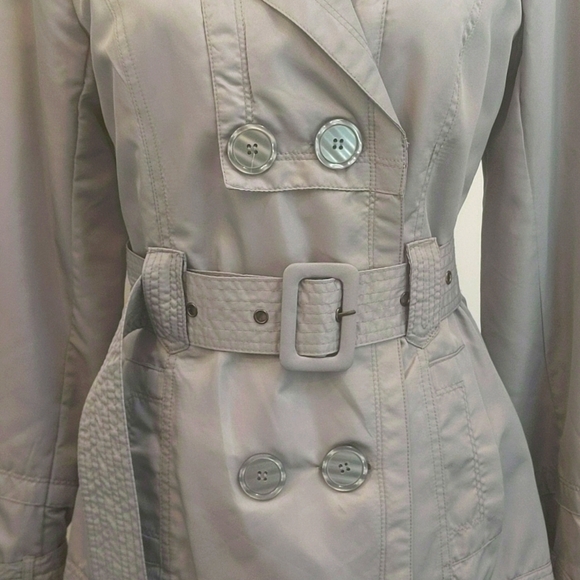 New York YOKI Collection Silver Gray Trench Coat - Size M - Picture 4 of 14